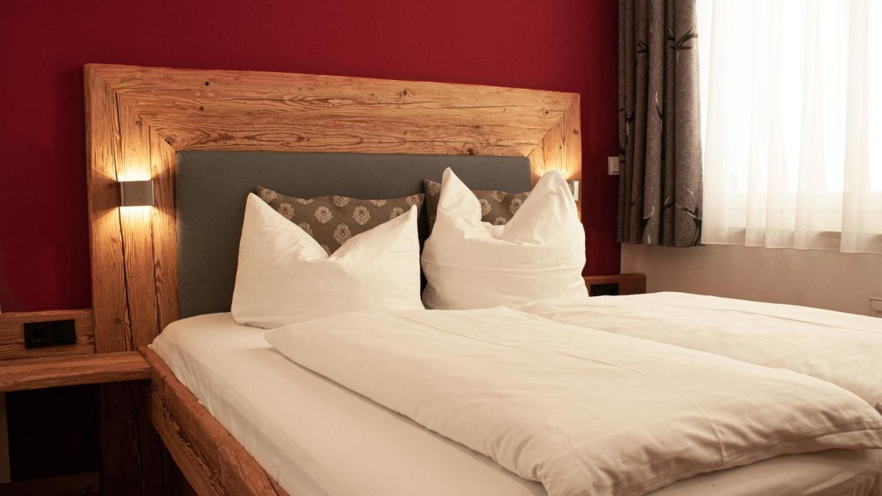 Hotel Almwirt Haar (Munich)